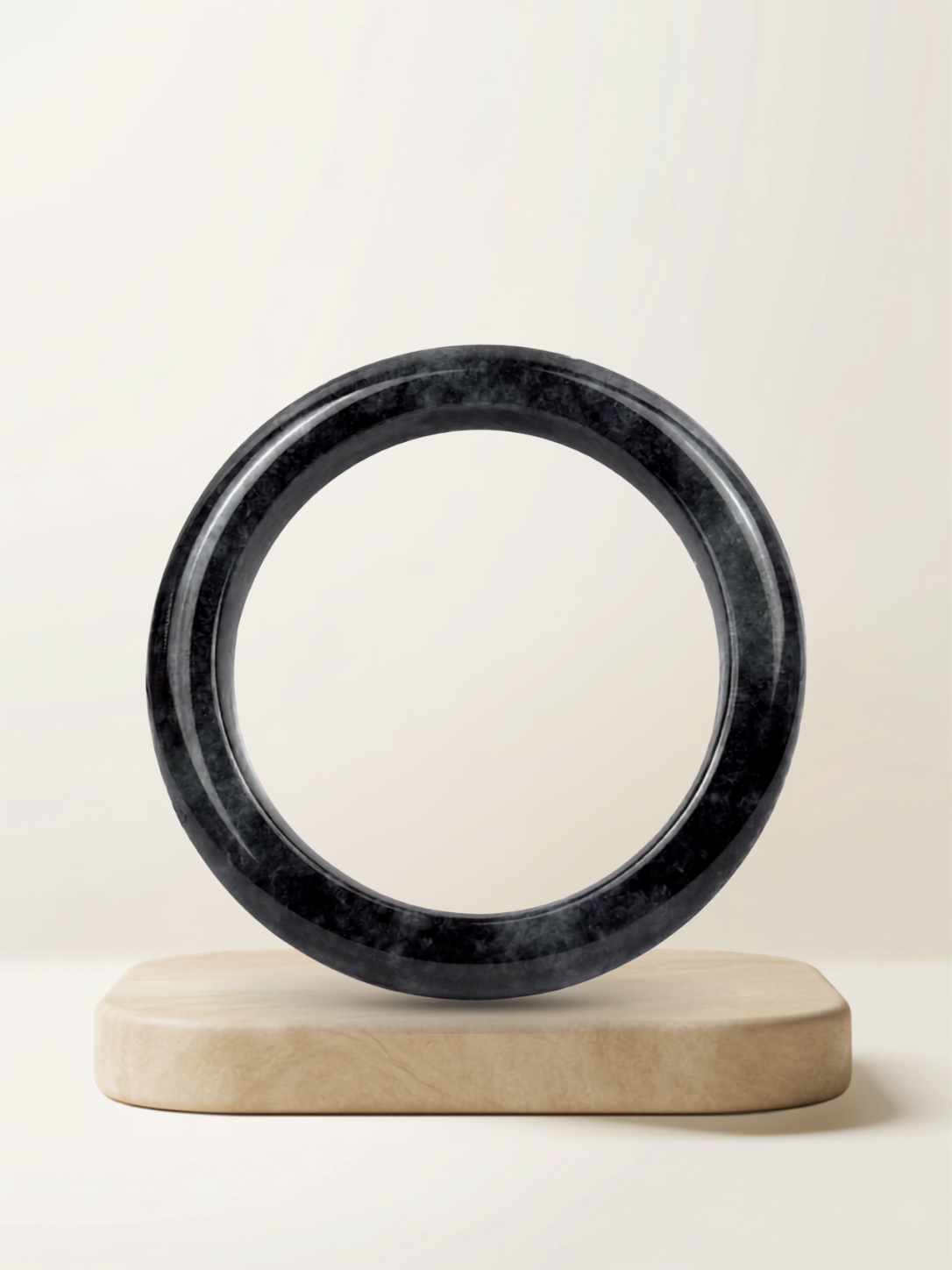 Wuji He Yuan Bangle