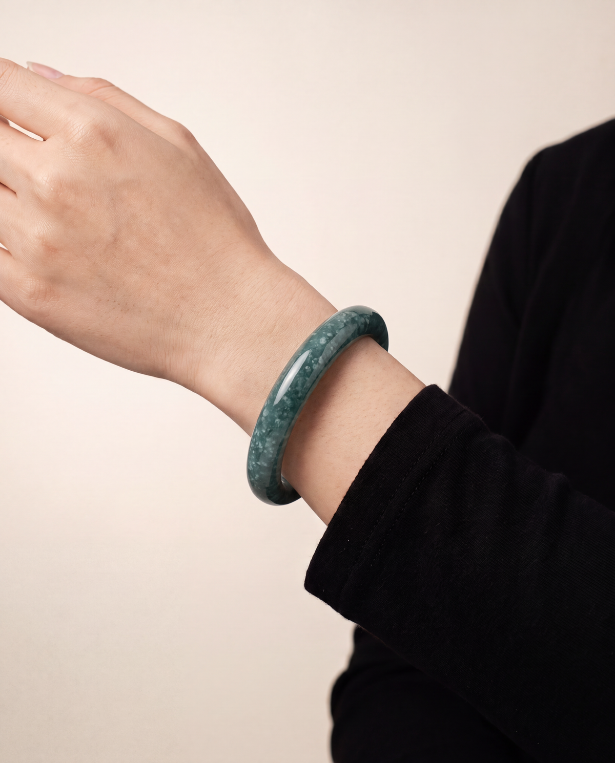 Lan He Yuan Bangle